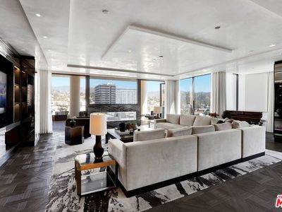 6250 Hollywood Blvd, Los Angeles, CA, 90028