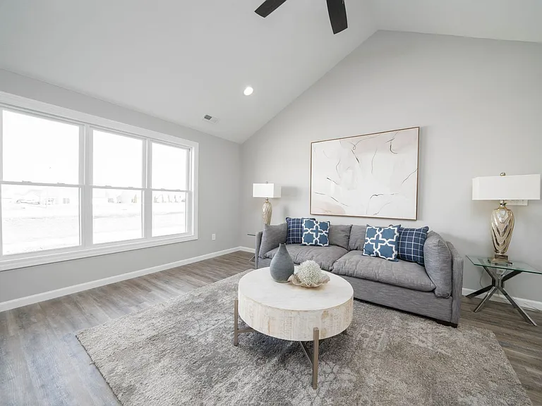 Somerset Townhomes and Villas — Photo 14
