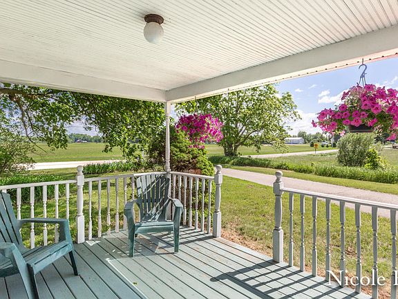 5th image of 10248 Vergennes St SE