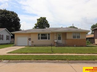 1411 E 20th Ave, Fremont, NE 68025