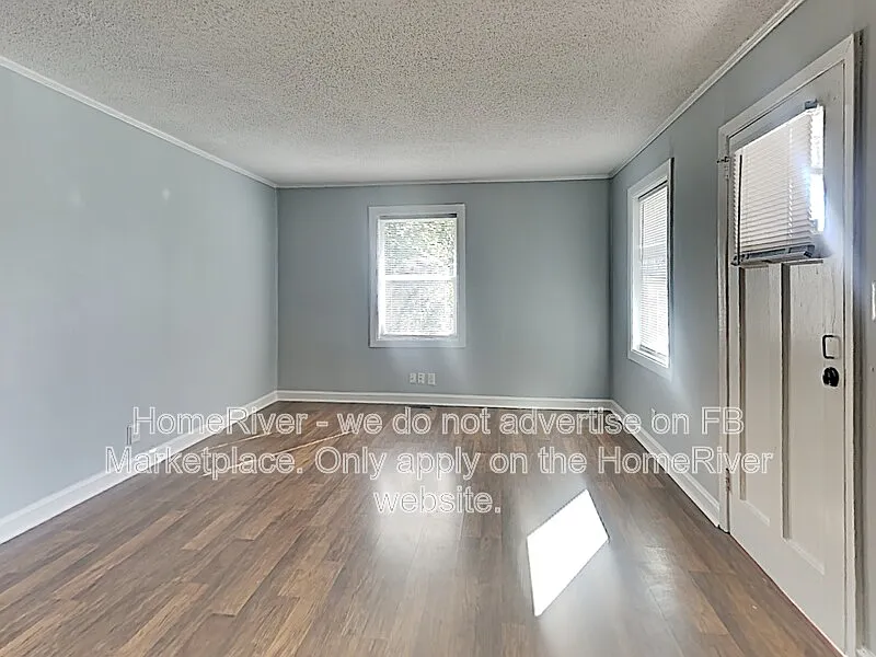 Building Photo - 515 Burlington Ave #A