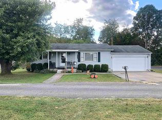 55 Church St, Greenup, KY 41144