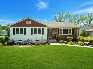 304 Westville Ave W, Caldwell, NJ 07006