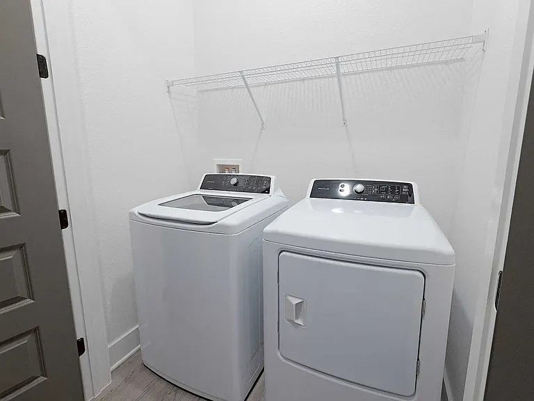 Linz Luxury Living — Photo 58