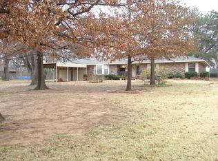 2604 Maple Dr, Harrah, OK 73045