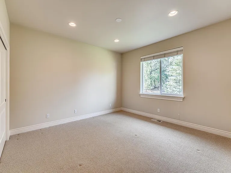 1039 Mountain Air Ct — Photo 39
