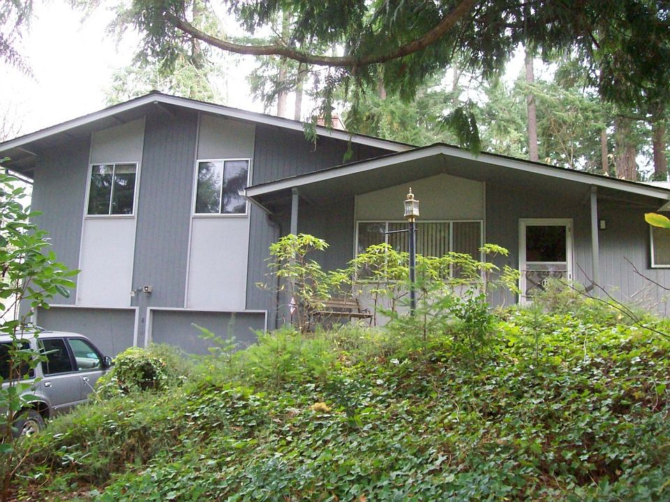 1st image of 8109 70th Ave SW
