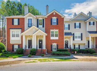 304 Village Cir, Woodstock, GA 30188