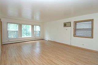 3rd image of 5416 N Campbell Ave