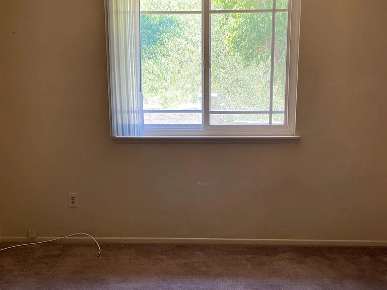 14639 Appian Way — Photo 9