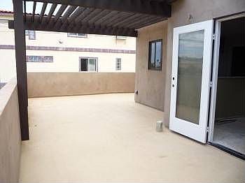 5th image of 4868 Santa Cruz Ave