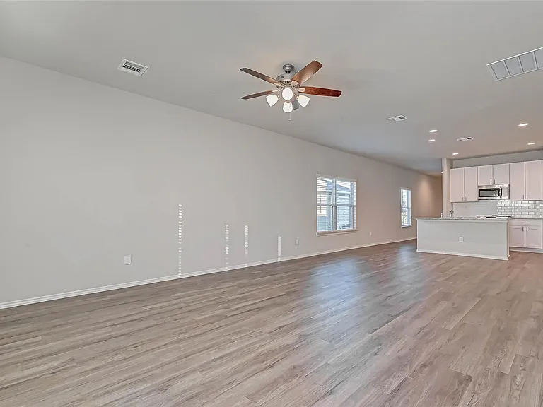 214 Cumberland Forest Dr — Photo 13