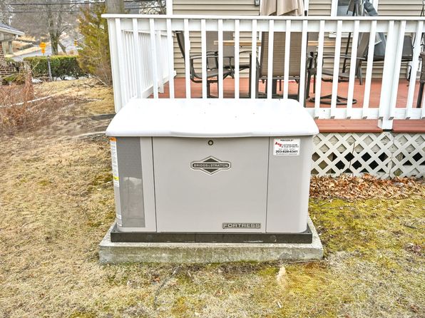 stamford-connecticut-448335171 picture