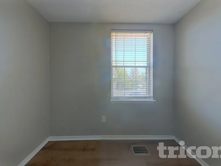 17662 Ponderosa Ave — Photo 10