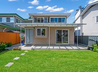 7222 16th Ave, Burnaby, BC V3N 1N5