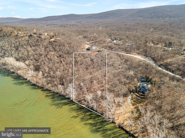 Mission Rd, Harpers Ferry, WV 25425