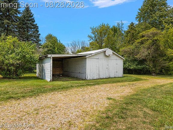 3rd image of 15250 34 Mile Rd