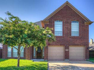 10407 Redwood Dr, Baytown, TX 77523