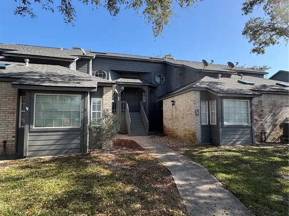 210 Oak Bay St APT 1102, Rockport, TX 78382