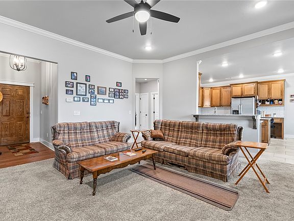 4th image of 2300 N Hope Ln