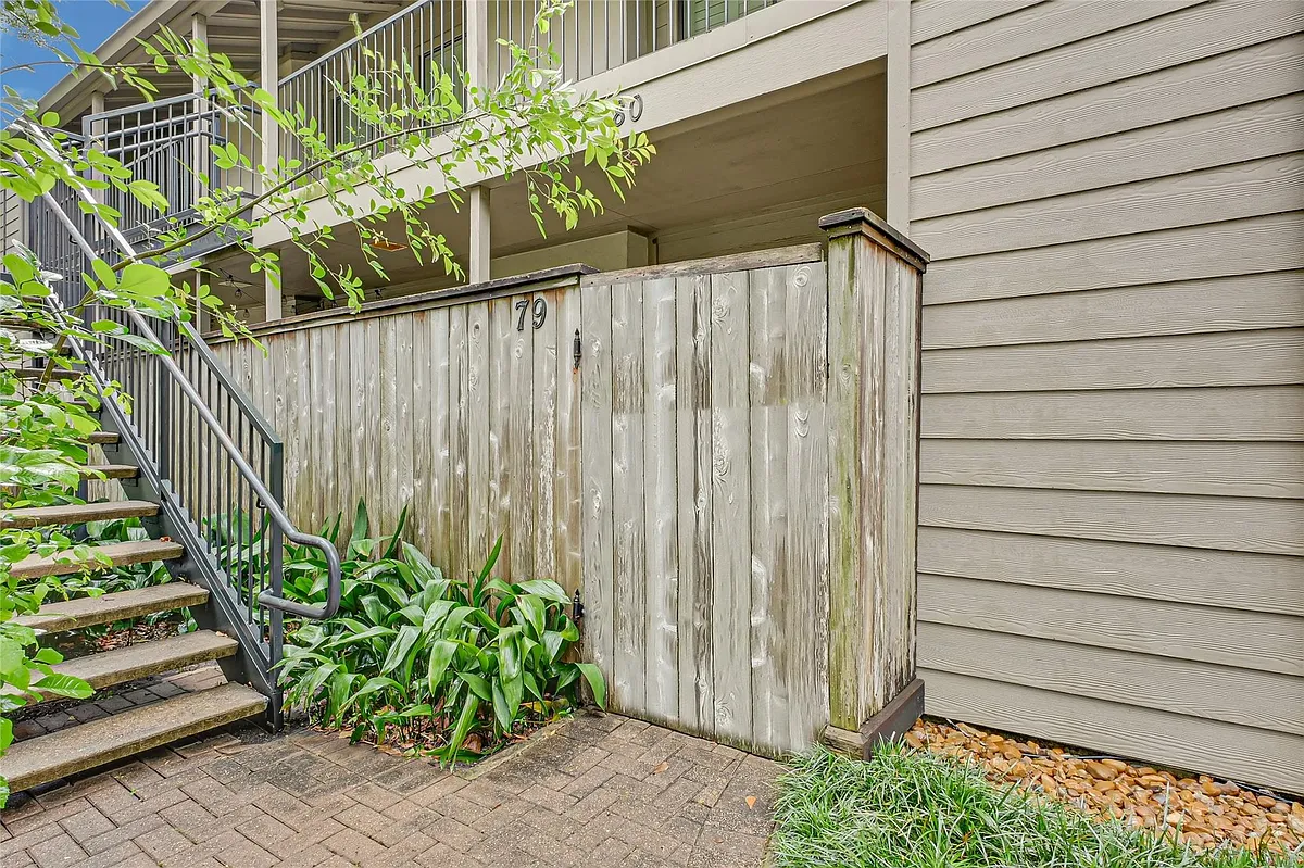 Building Photo - 1100 Augusta Dr #79