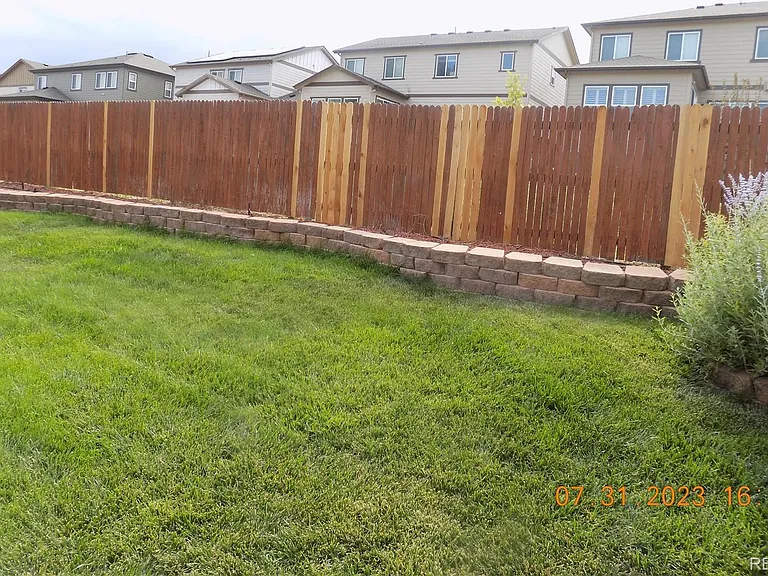 10785 Appaloosa Ct — Photo 18