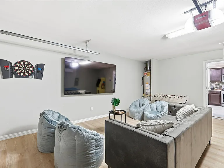 2720 Wild Grove Ln — Photo 30