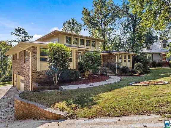 3rd image of 118 Pine Cliff Cir