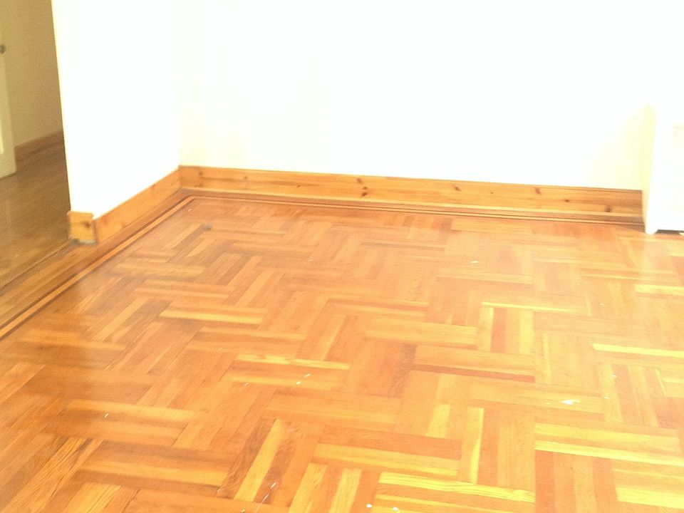2nd image of 650 Flatbush Ave