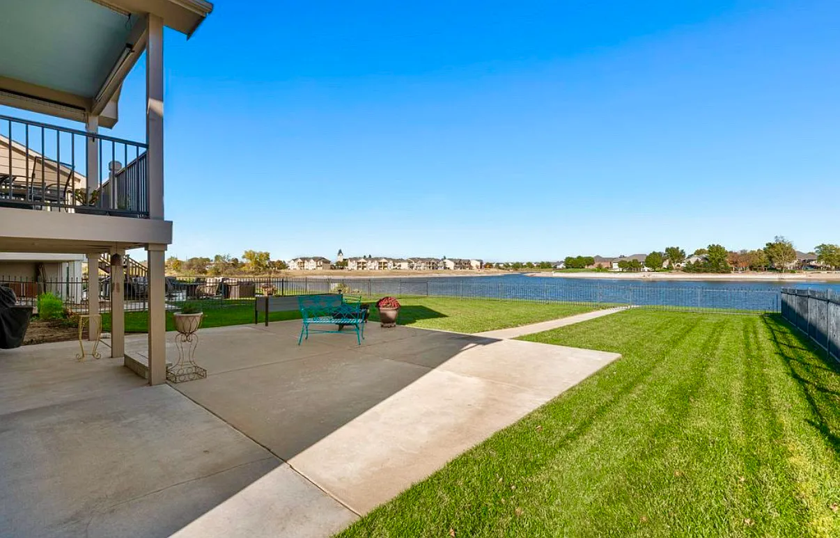 4 bed, 2819 sqft, $2,850 — Photo 3