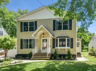 763 Pinewood Rd, Union, NJ 07083