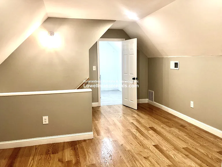 78 Orleans St #2 — Photo 18