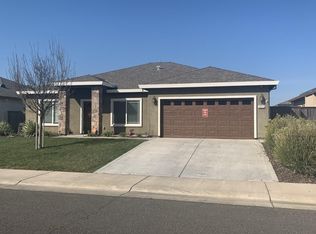 825 Rio Robles Ave, Sacramento, CA 95838