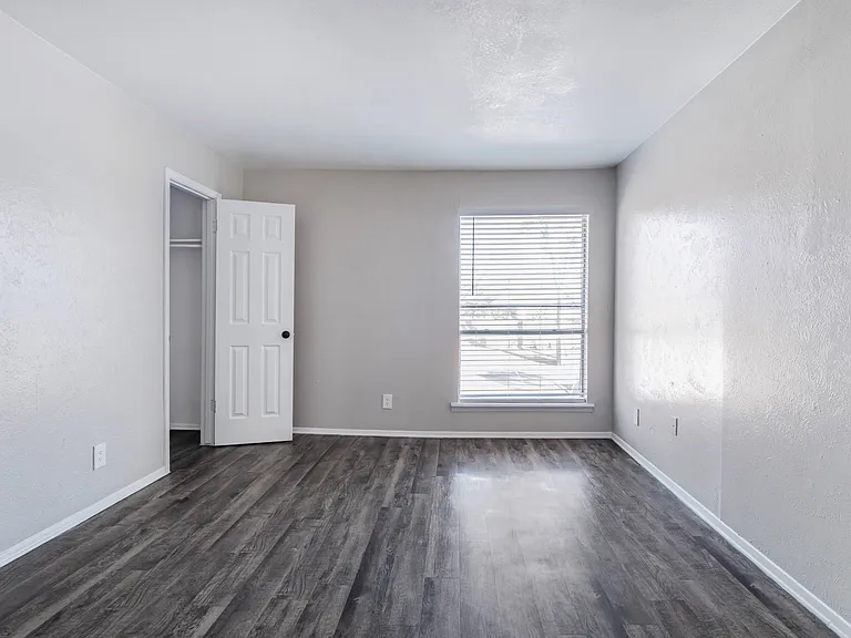 Ridgeview — Photo 30