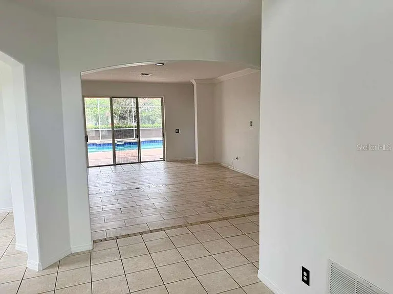 13832 Hawk Lake Dr — Photo 4