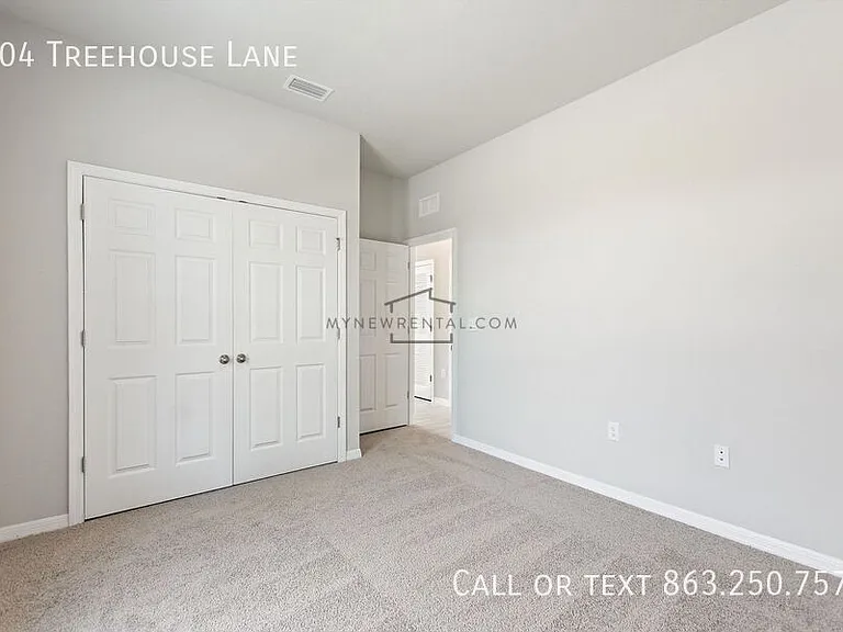 704 Treehouse Ln — Photo 16