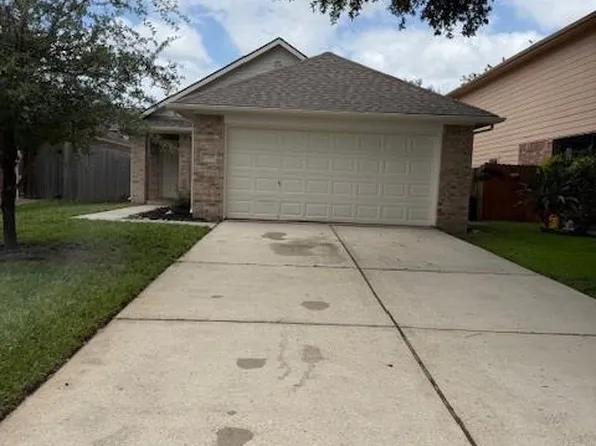 11323 Canyon Shore Dr, Humble, TX 77396