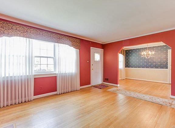 3rd image of 5301 Wythe Ave