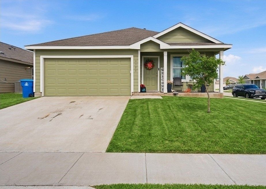 1st image of 1123 Demeter Dr