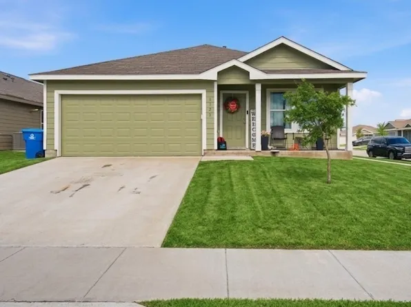 1123 Demeter Dr, Portland, TX 78374