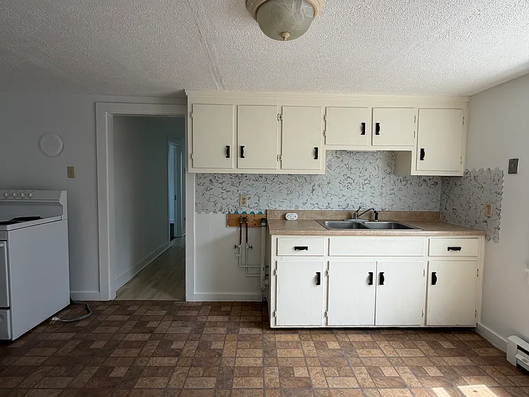 14 Pratt St #3 — Photo 1