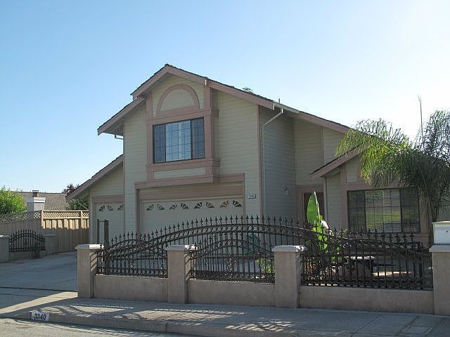 1st image of 3340 Pinkerton Dr