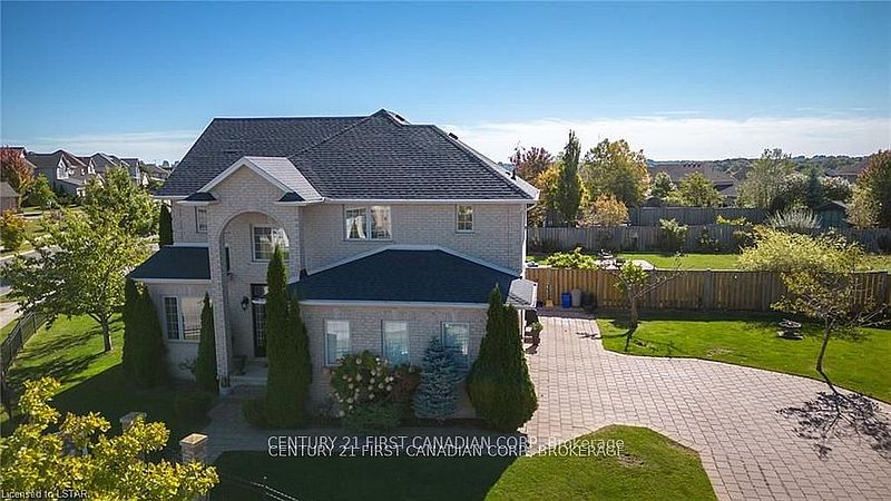 London House for rent - 4 Bedrooms — photo 2