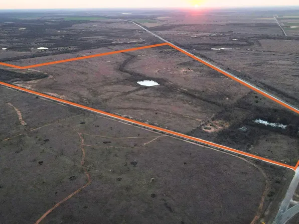 302 County Road 620, Ovalo, TX 79541