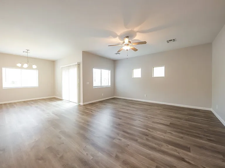 1807 W Minton St — Photo 5
