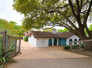 907 E Live Oak St #A, Austin, TX 78704