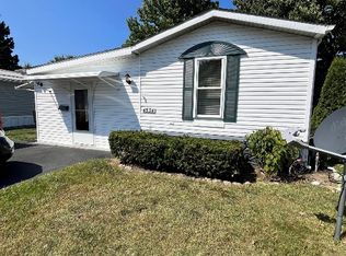 4534 N Park Ln, Erie, PA 16506