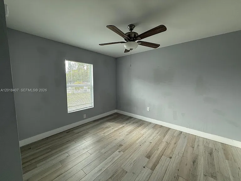 4393 Davis Rd #2 — Photo 10