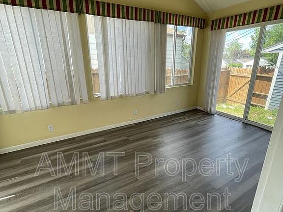 3rd image of 2220 Haven Ct SW