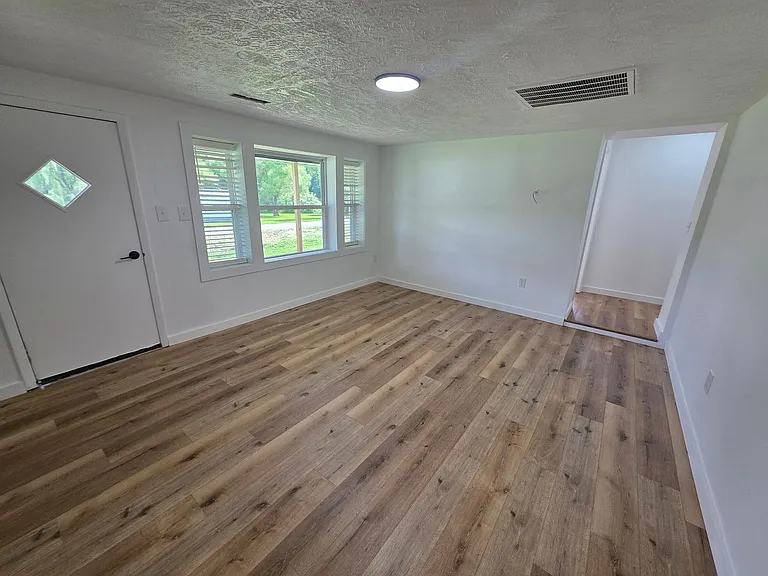 36 Shoemake Rd — Photo 3